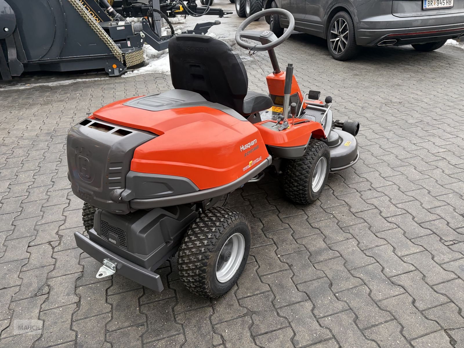 Rasentraktor des Typs Husqvarna Rider 214T Allrad inkl. Mähdeck 103cm, Gebrauchtmaschine in Burgkirchen (Bild 5)