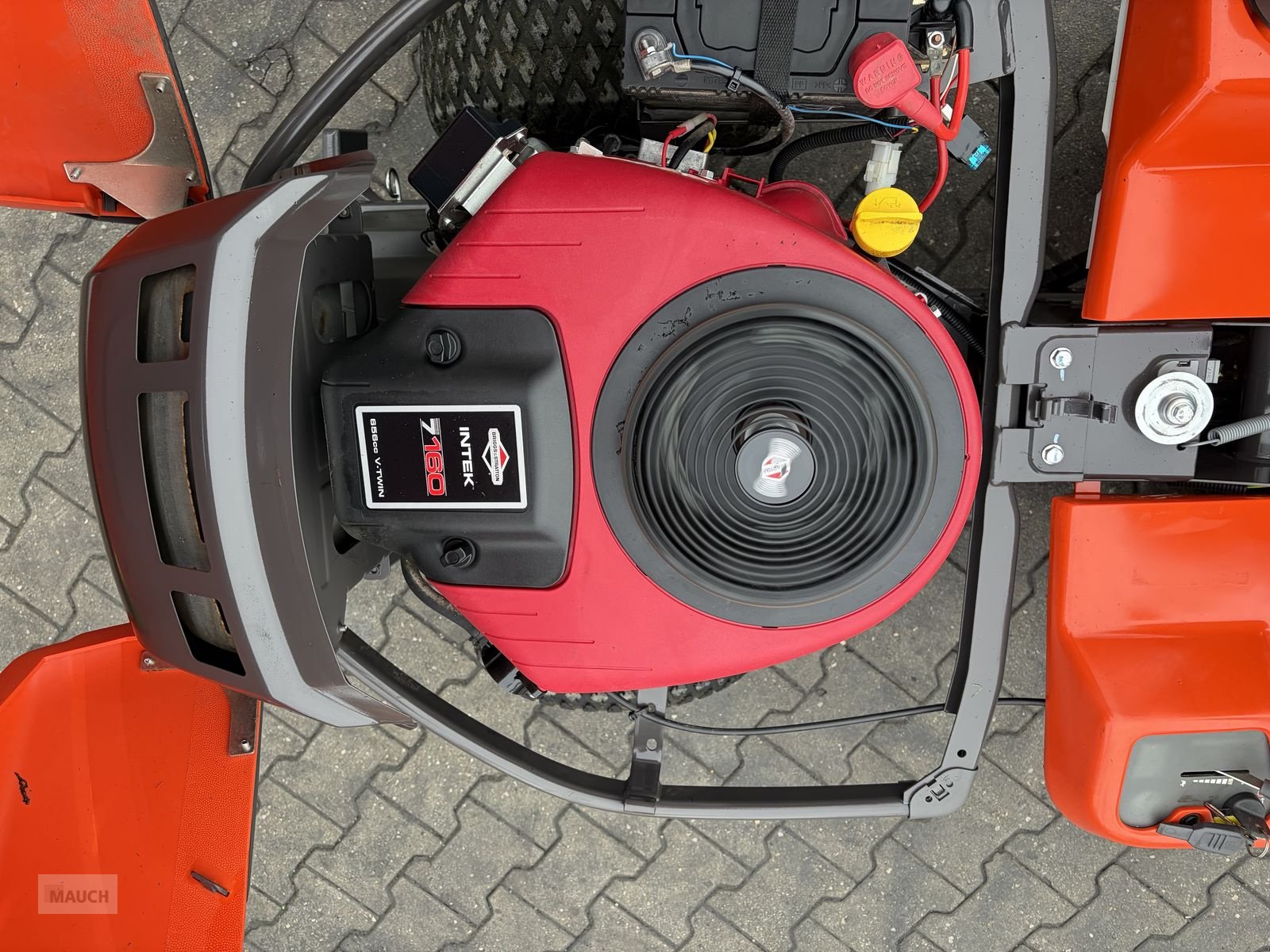 Rasentraktor des Typs Husqvarna Rider 214T Allrad inkl. Mähdeck 103cm, Gebrauchtmaschine in Burgkirchen (Bild 12)