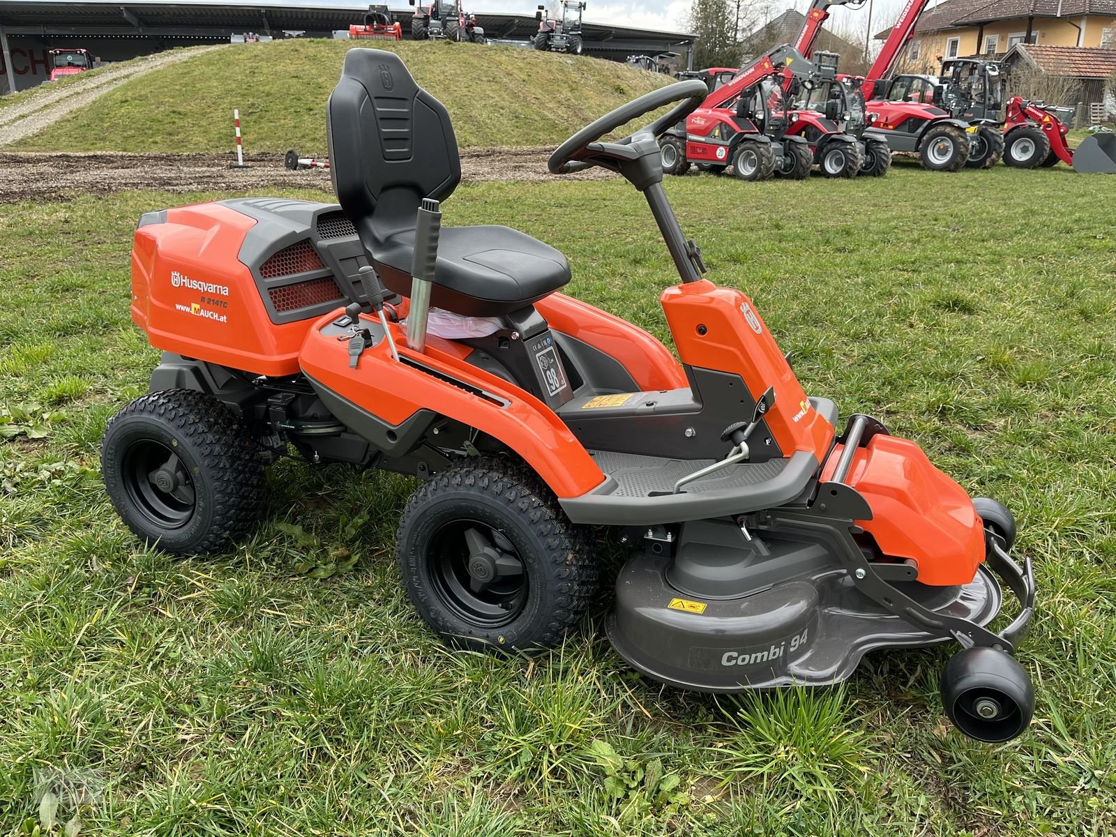 Rasentraktor typu Husqvarna Rider 214TC 2 Zylinder Comfort Edition inkl. Mäh, Vorführmaschine v Burgkirchen (Obrázek 5)