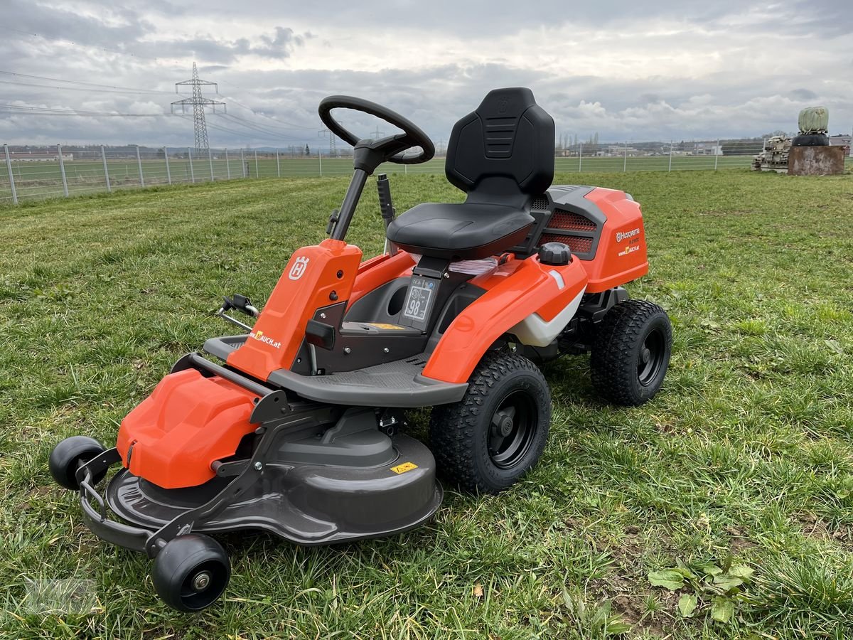 Rasentraktor des Typs Husqvarna Rider 214TC Comfort Edition Frühbezugsaktion!!, Neumaschine in Burgkirchen (Bild 22)