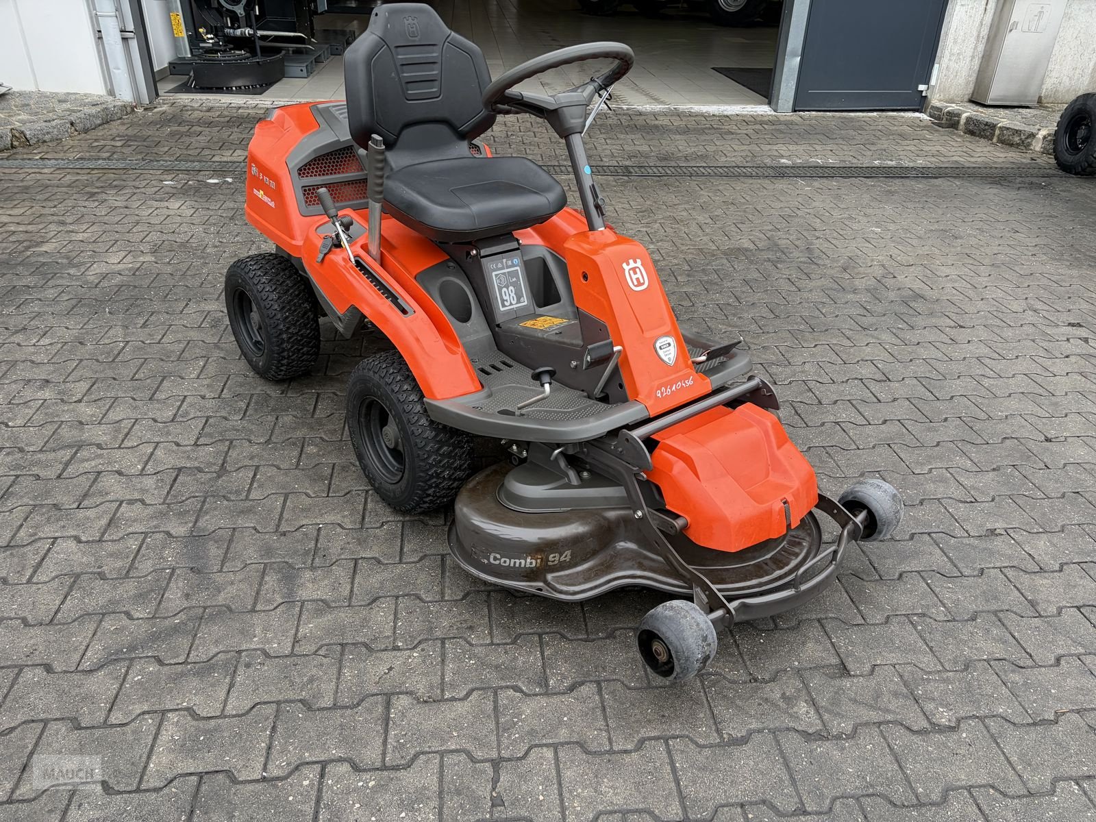 Rasentraktor typu Husqvarna Rider 214TC Comfort Edition, Gebrauchtmaschine w Burgkirchen (Zdjęcie 7)