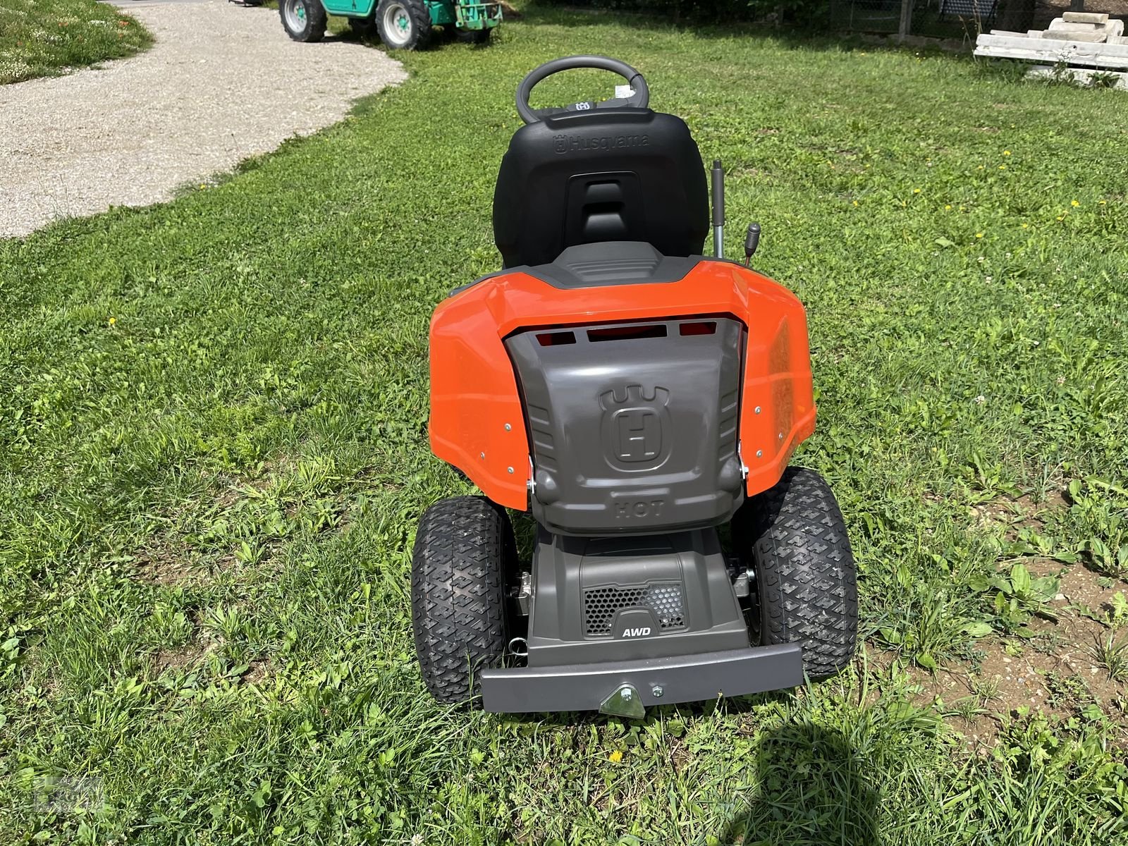 Rasentraktor typu Husqvarna Rider 216T AWD NEU 103cm Mähdeck, Neumaschine v Burgkirchen (Obrázek 18)