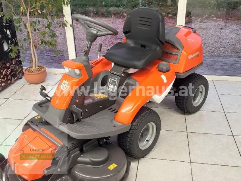 Rasentraktor des Typs Husqvarna RIDER 216T AWD, Neumaschine in Wolkersdorf (Bild 1)