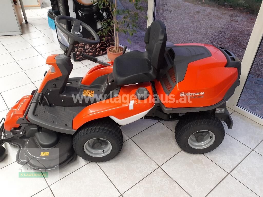 Rasentraktor des Typs Husqvarna RIDER 216T AWD, Neumaschine in Wolkersdorf (Bild 4)
