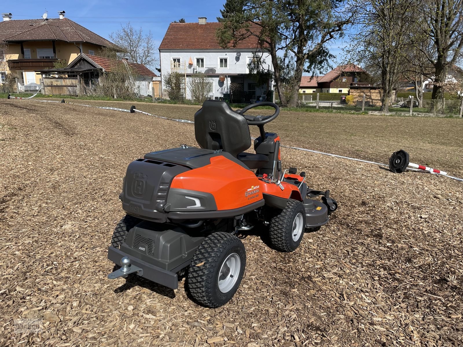 Rasentraktor a típus Husqvarna Rider 316 TsX AWD inkl. Mähdeck NEU, Neumaschine ekkor: Burgkirchen (Kép 20)