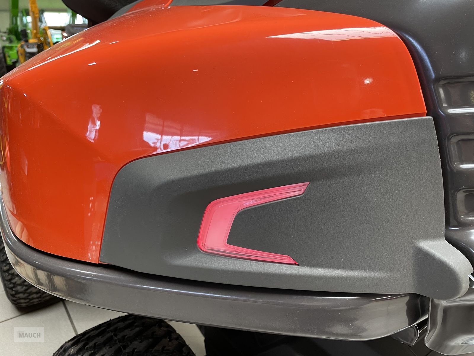 Rasentraktor a típus Husqvarna Rider 316 TsX AWD inkl. Mähdeck NEU, Neumaschine ekkor: Burgkirchen (Kép 4)