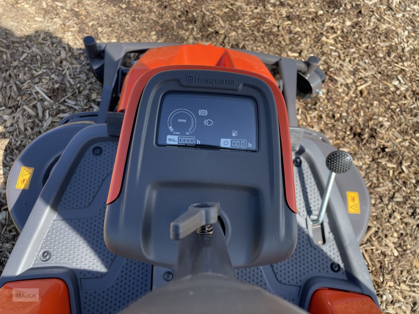 Rasentraktor a típus Husqvarna Rider 316 TsX AWD inkl. Mähdeck NEU, Neumaschine ekkor: Burgkirchen (Kép 22)