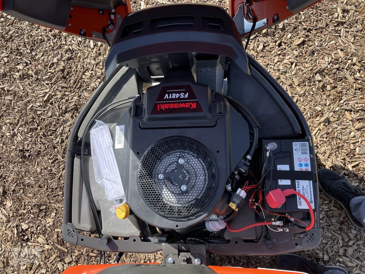 Rasentraktor des Typs Husqvarna Rider 316TsX AWD inkl. Mähdeck LAGERND NEU!!, Neumaschine in Burgkirchen (Bild 8)