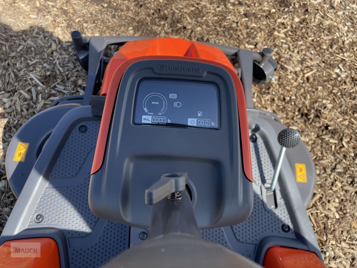 Rasentraktor des Typs Husqvarna Rider 316TsX AWD inkl. Mähdeck LAGERND NEU!!, Neumaschine in Burgkirchen (Bild 19)