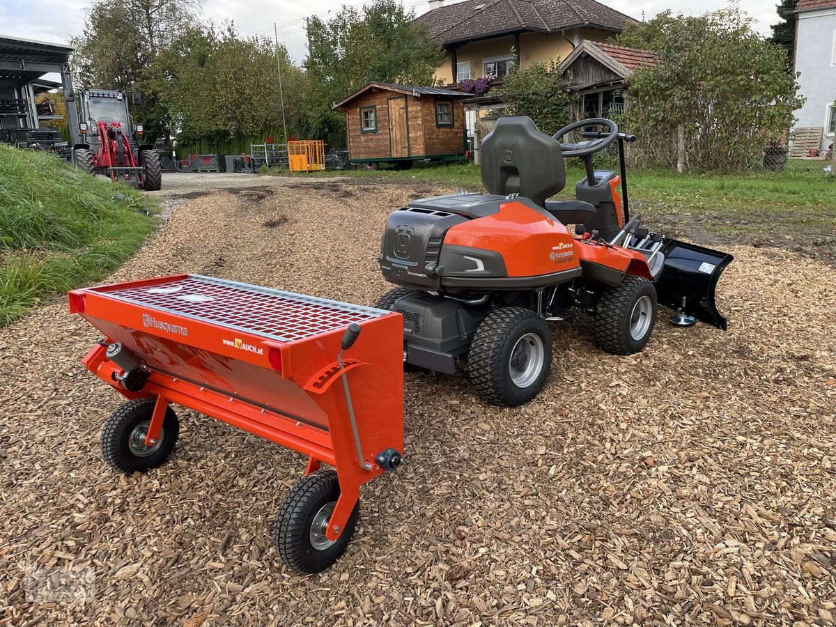 Rasentraktor des Typs Husqvarna Rider 316TsX AWD Optionale Winterausrüstung!!, Neumaschine in Burgkirchen (Bild 15)