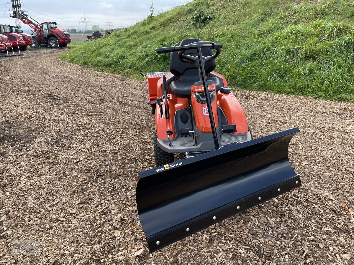 Rasentraktor des Typs Husqvarna Rider 316TsX AWD Optionale Winterausrüstung!!, Neumaschine in Burgkirchen (Bild 28)
