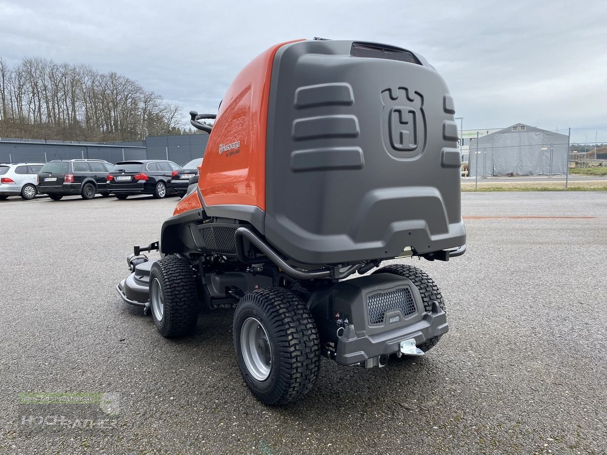 Rasentraktor des Typs Husqvarna Rider 320Ts AWD, Neumaschine in Kronstorf (Bild 5)