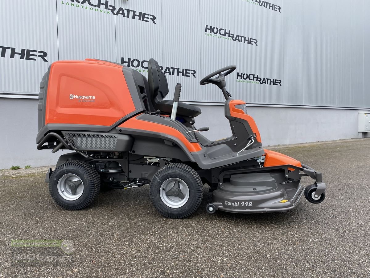 Rasentraktor des Typs Husqvarna Rider 320Ts AWD, Neumaschine in Kronstorf (Bild 2)