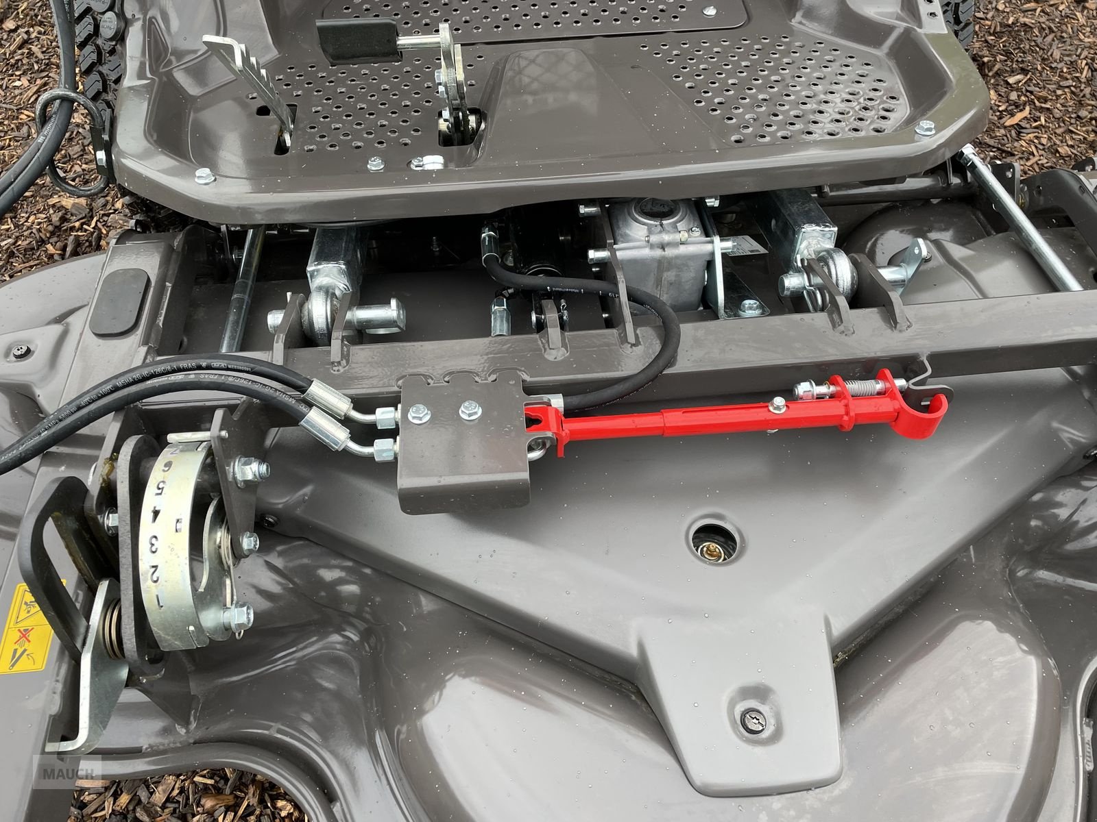 Rasentraktor des Typs Husqvarna Rider 525DX Diesel Allrad / Servolenkung NEU ink, Neumaschine in Burgkirchen (Bild 2)