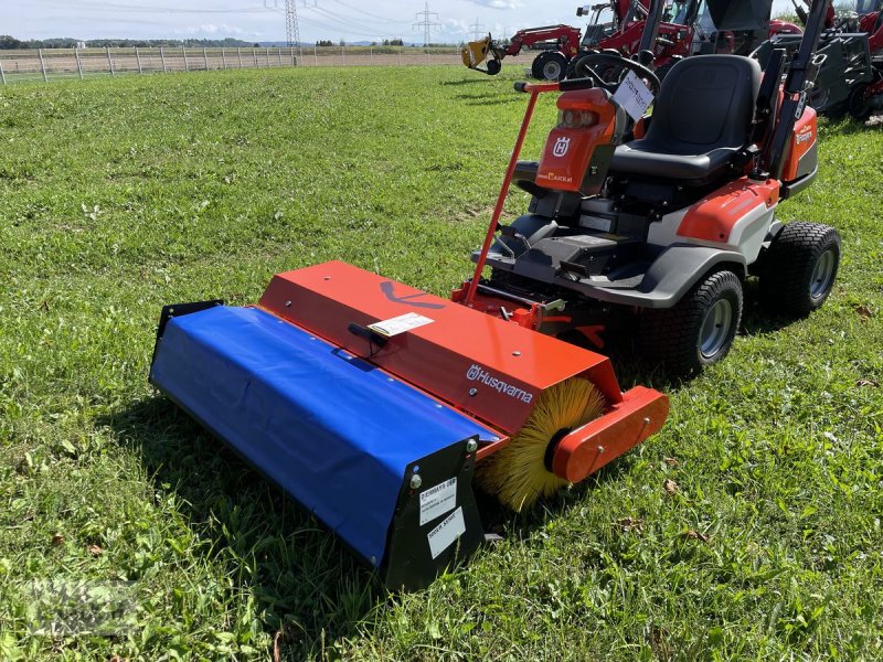 Rasentraktor of the type Husqvarna Rider Kehrmaschine für P524X EFI, Neumaschine in Burgkirchen (Picture 1)