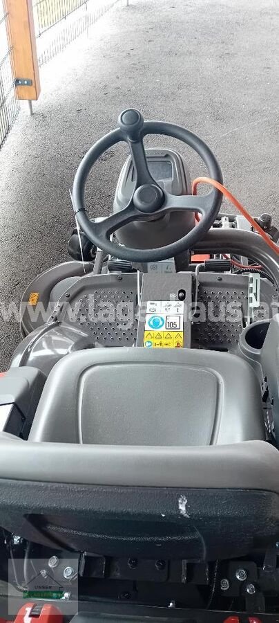 Rasentraktor des Typs Husqvarna RIDER P 524X EFI 122CM, Neumaschine in Wolfpassing (Bild 3)