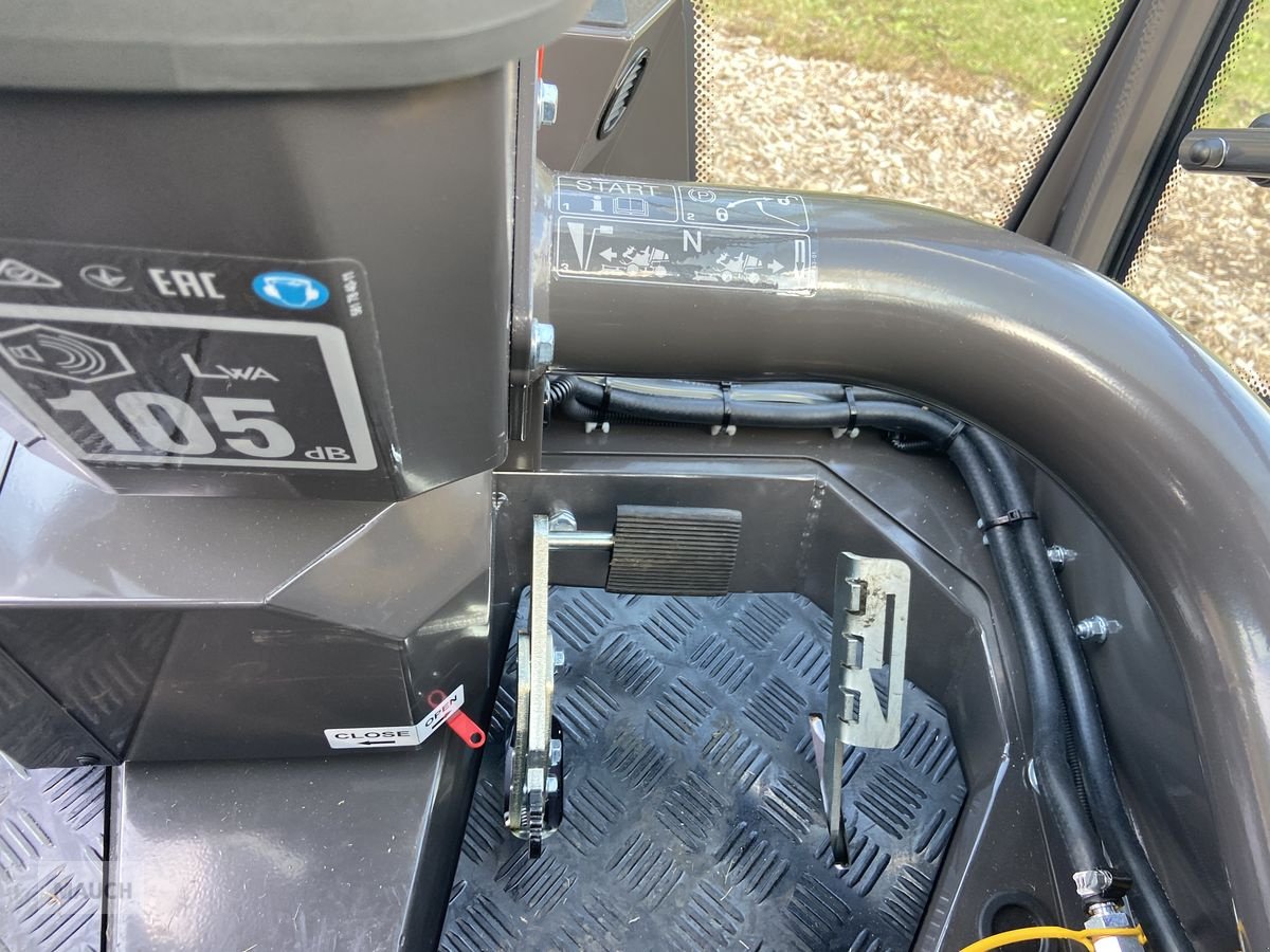 Rasentraktor a típus Husqvarna Rider P 525DX Kabine mit Mähdeck, Neumaschine ekkor: Burgkirchen (Kép 22)