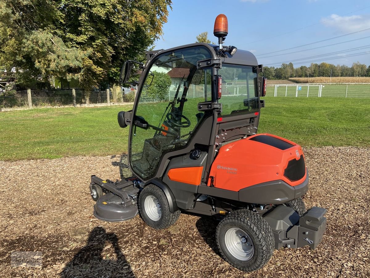 Rasentraktor a típus Husqvarna Rider P 525DX Kabine mit Mähdeck, Neumaschine ekkor: Burgkirchen (Kép 2)