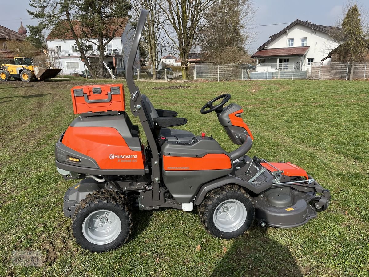 Rasentraktor typu Husqvarna Rider P524 XR EFI AWD inkl. Funksteuerung, Neumaschine v Burgkirchen (Obrázek 10)