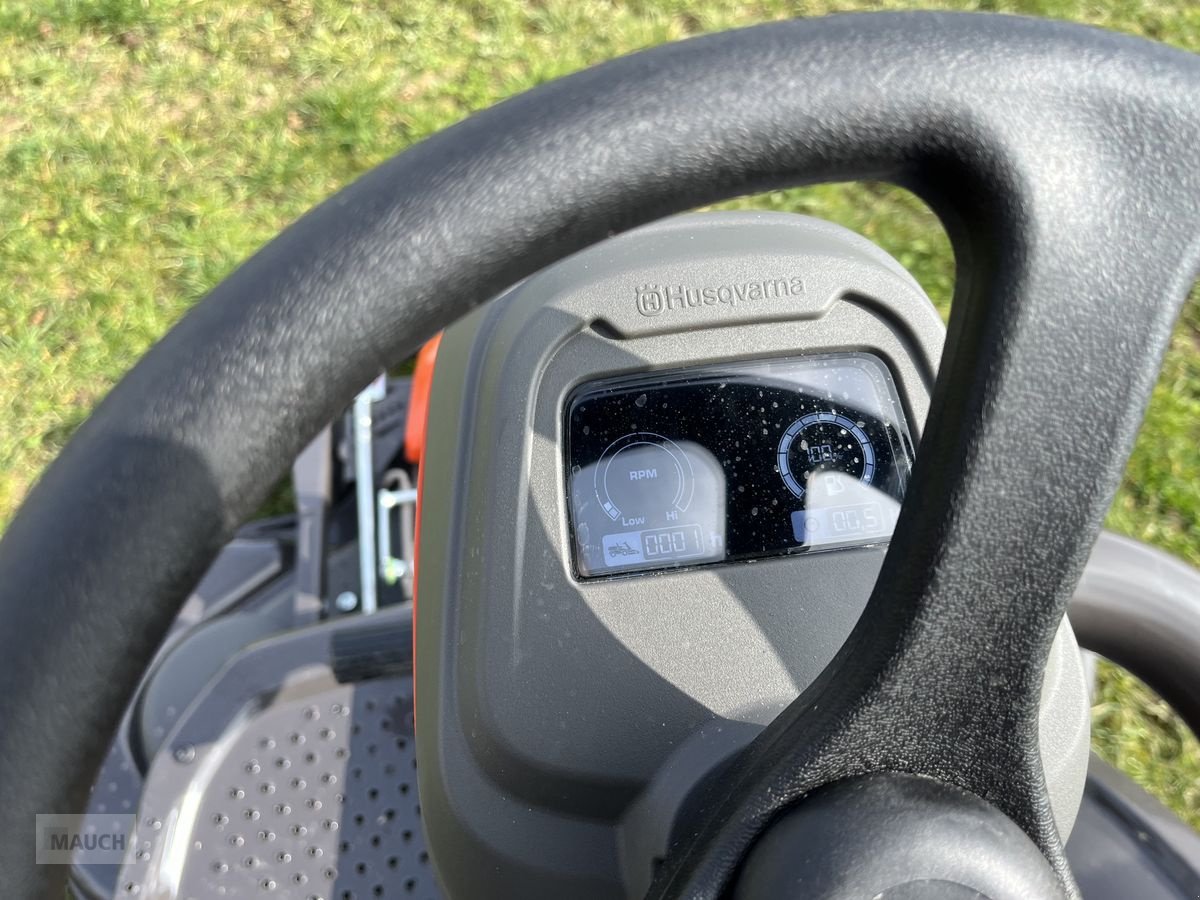 Rasentraktor typu Husqvarna Rider P524 XR EFI AWD inkl. Funksteuerung, Neumaschine v Burgkirchen (Obrázek 19)