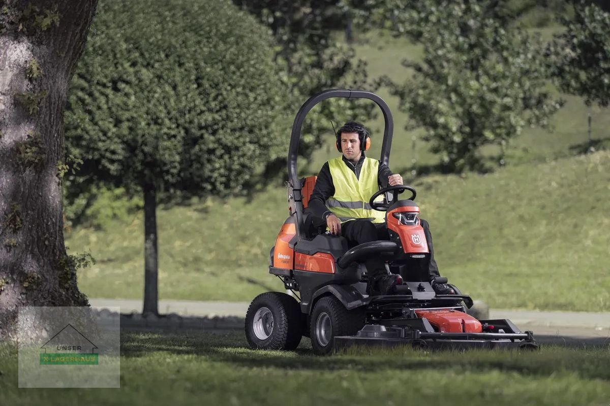 Rasentraktor typu Husqvarna Rider P524EFI +137cm Mähdeck manuel, Neumaschine v Engerwitzdorf (Obrázek 2)