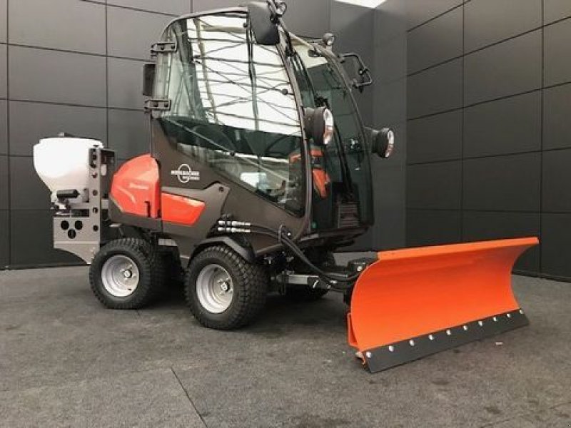 Rasentraktor des Typs Husqvarna Rider P525DX Kabine, Cyclonstreuer, 140cm Schild, Neumaschine in Tamsweg (Bild 2)