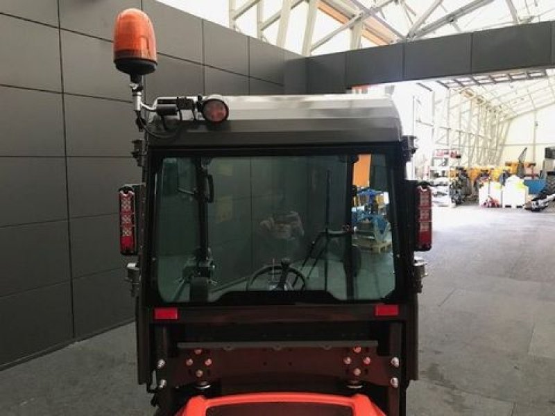 Rasentraktor des Typs Husqvarna Rider P525DX Kabine, Cyclonstreuer, 140cm Schild, Neumaschine in Tamsweg (Bild 12)