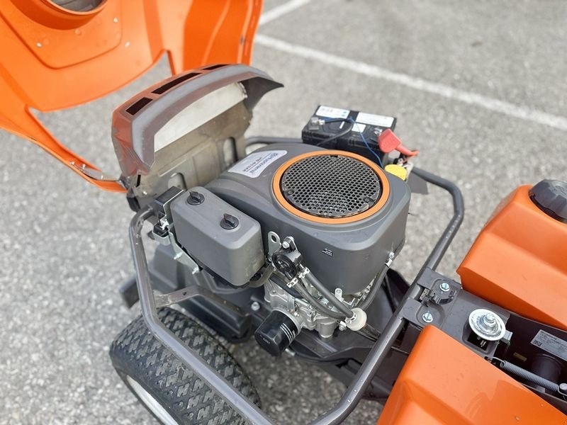 Rasentraktor типа Husqvarna Rider R 214C, Gebrauchtmaschine в St. Marienkirchen (Фотография 5)