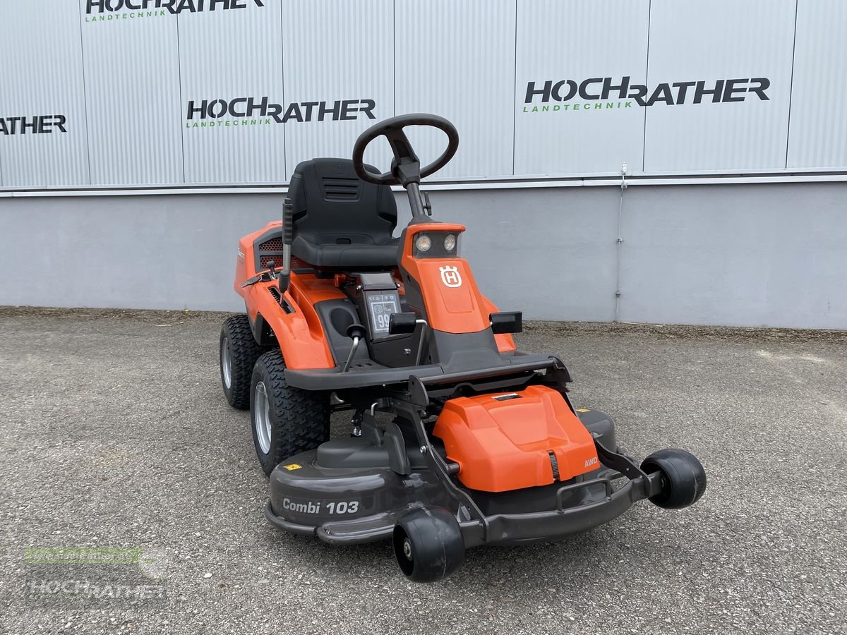 Rasentraktor des Typs Husqvarna Rider R 216 T AWD, Neumaschine in Kronstorf (Bild 1)