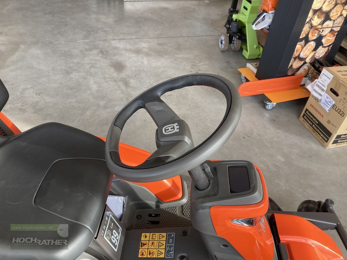 Rasentraktor des Typs Husqvarna Rider R 316 TsX AWD, Neumaschine in Kronstorf (Bild 9)