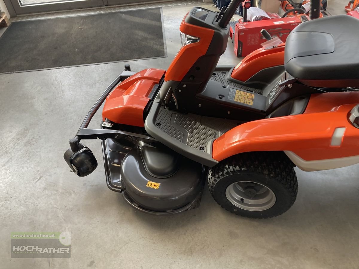 Rasentraktor des Typs Husqvarna Rider R 316 TsX AWD, Neumaschine in Kronstorf (Bild 2)