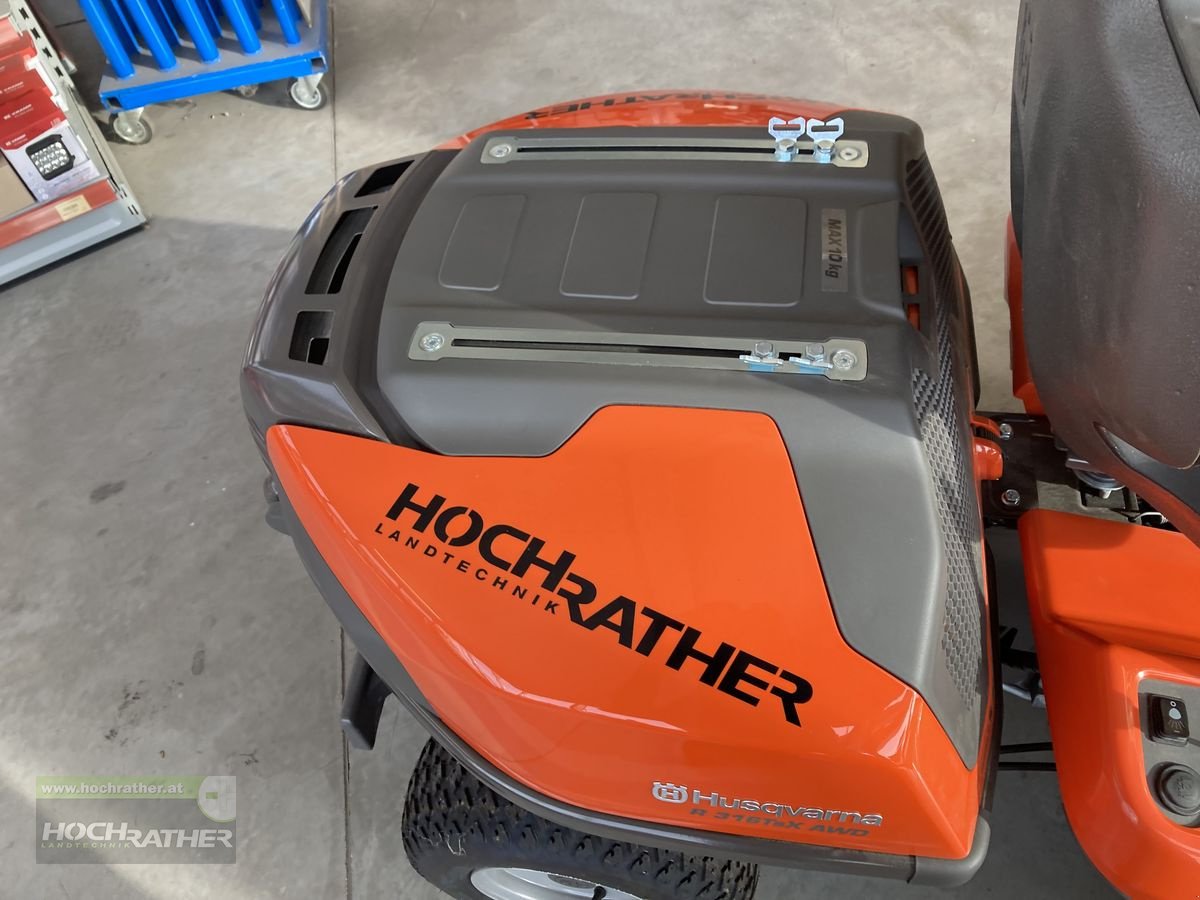 Rasentraktor des Typs Husqvarna Rider R 316 TsX AWD, Neumaschine in Kronstorf (Bild 10)