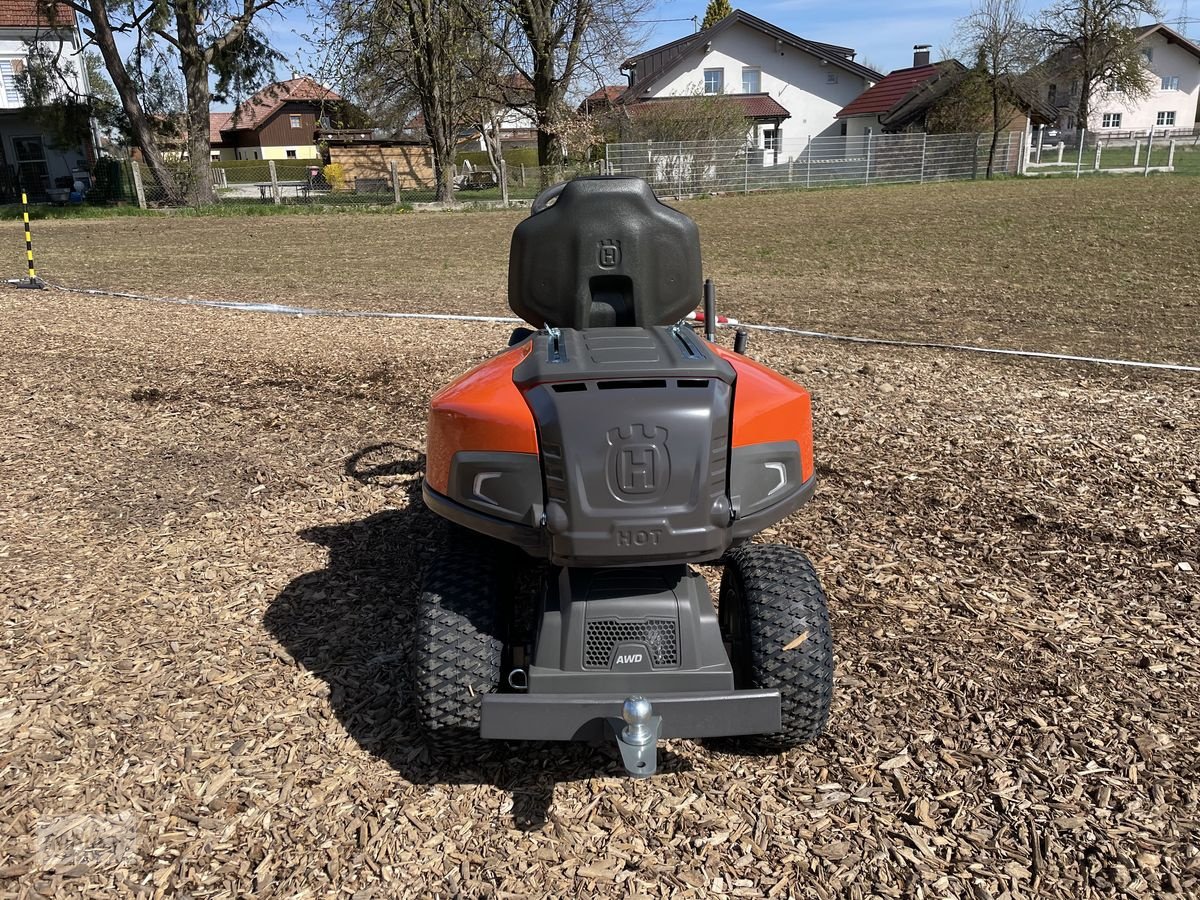 Rasentraktor a típus Husqvarna Rider  R 316TsX AWD, Neumaschine ekkor: Burgkirchen (Kép 18)