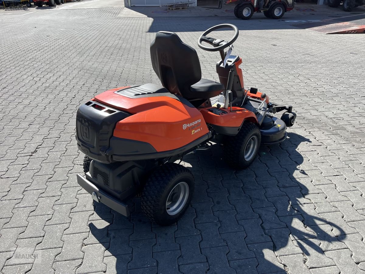 Rasentraktor typu Husqvarna Rider R 320X AWD mit 55h, Gebrauchtmaschine v Burgkirchen (Obrázek 7)