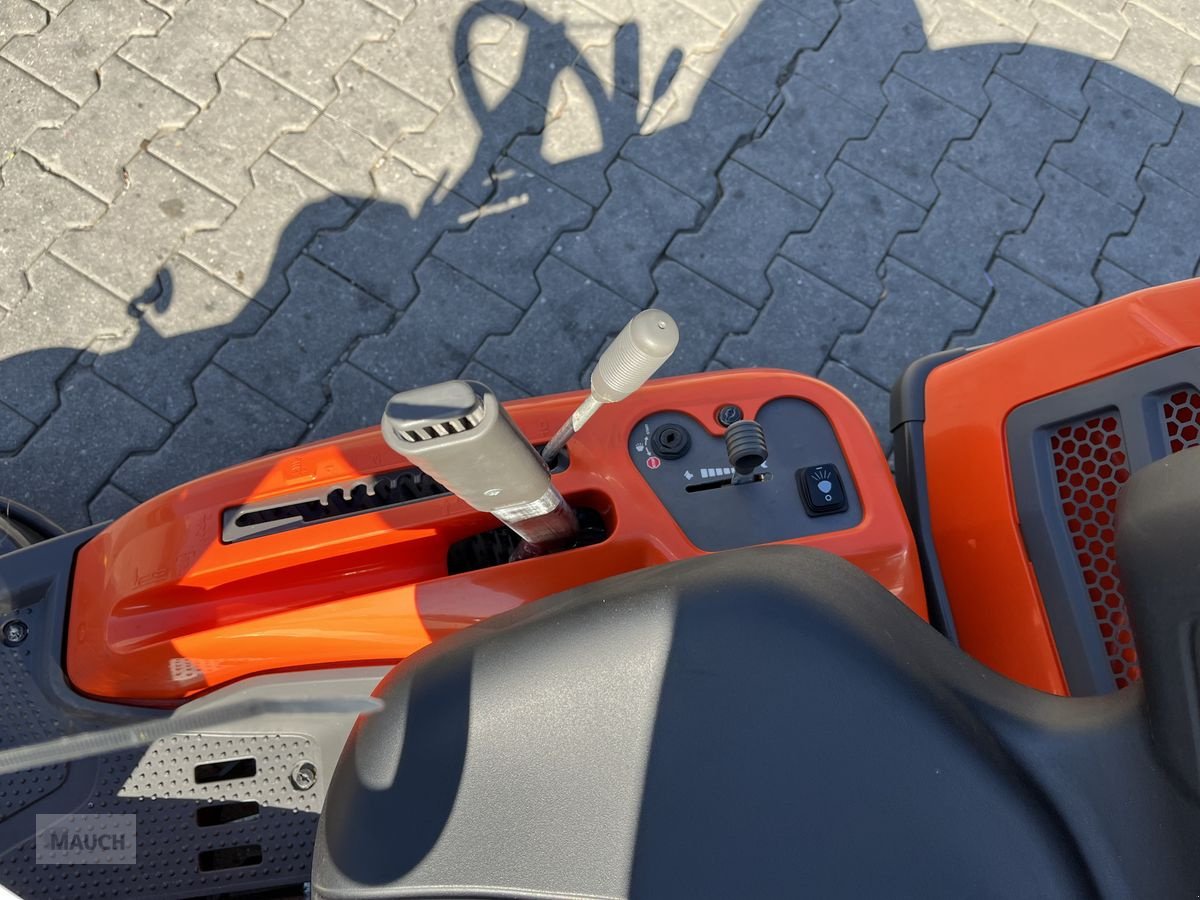 Rasentraktor typu Husqvarna Rider R 320X AWD mit 55h, Gebrauchtmaschine v Burgkirchen (Obrázek 15)