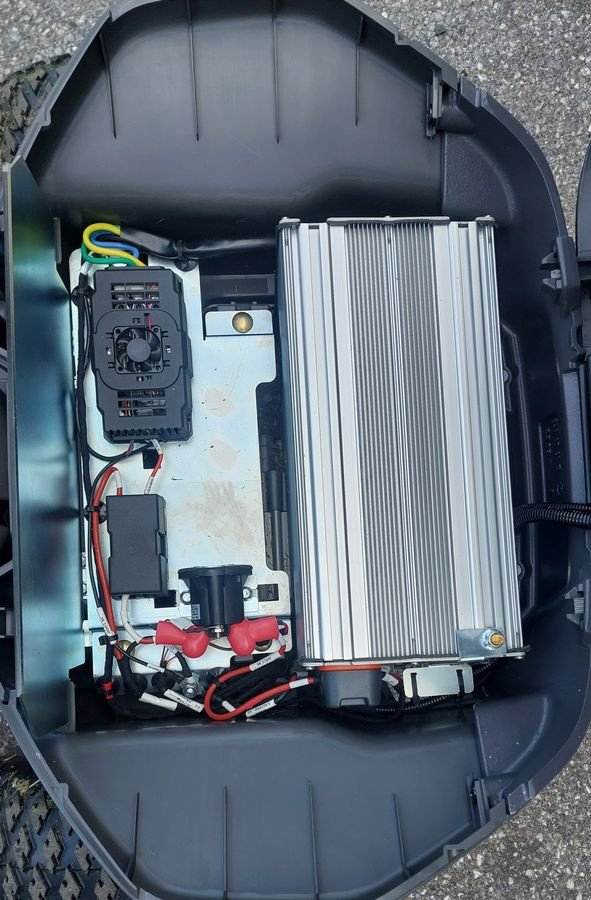 Rasentraktor typu Husqvarna Rider R200ix, Vorführmaschine v Hollenthon (Obrázek 5)