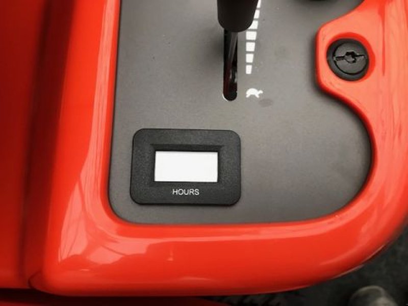 Rasentraktor des Typs Husqvarna Rider R214TC Comfort Edition 94cm Mähdeck 15,3PS, Neumaschine in Tamsweg (Bild 13)