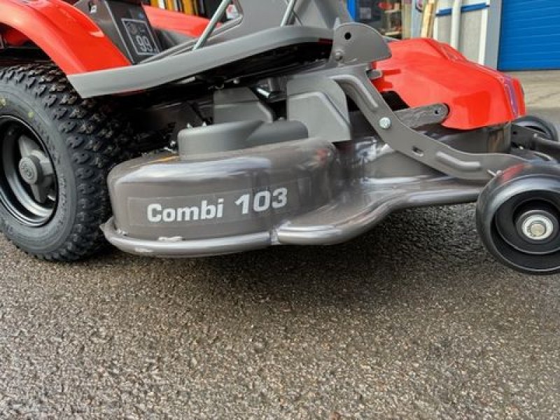 Rasentraktor typu Husqvarna Rider R216TC AWD inkl. Combi 103cm, Vorführmasch, Gebrauchtmaschine v Göpfritz (Obrázek 7)