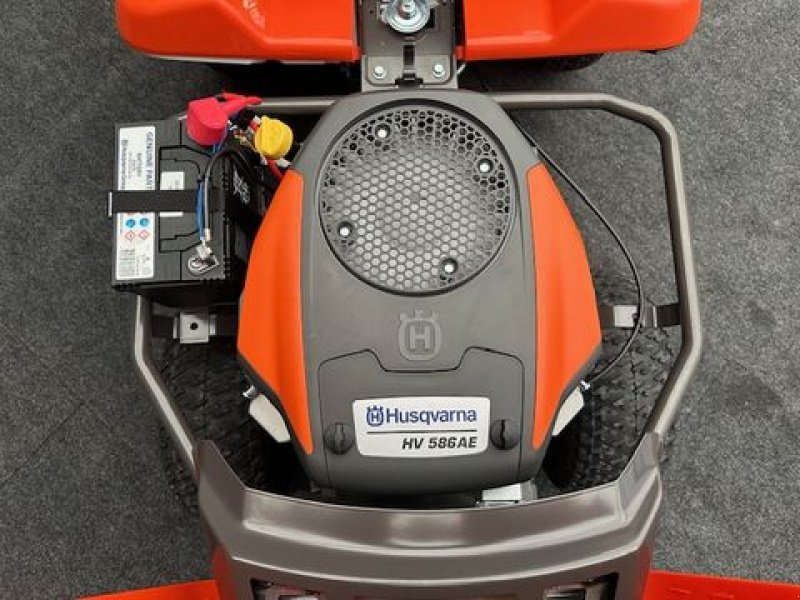 Rasentraktor des Typs Husqvarna Rider R216TC AWD mit 103cm Mähdeck 16PS, Neumaschine in Tamsweg (Bild 11)