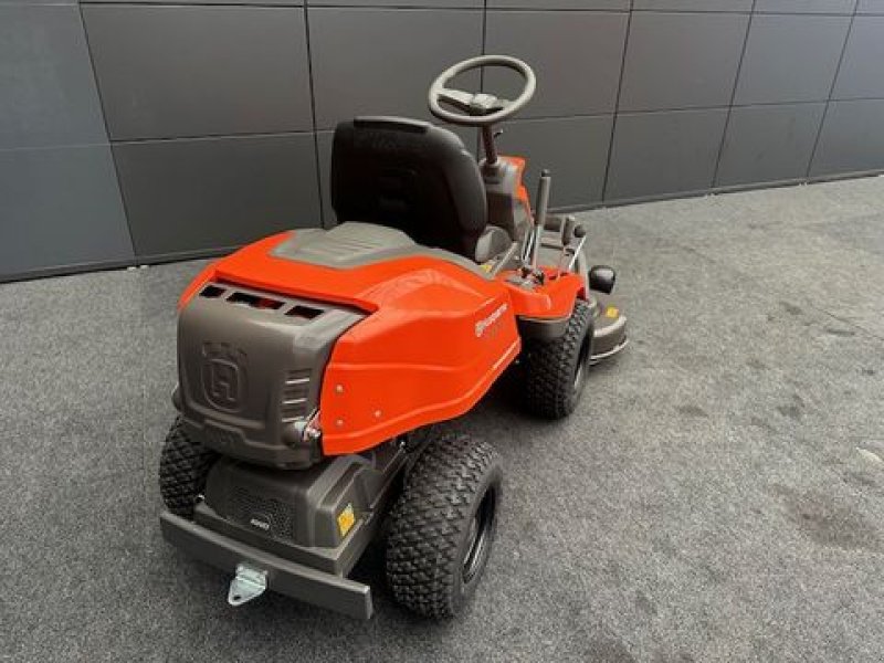 Rasentraktor des Typs Husqvarna Rider R216TC AWD mit 103cm Mähdeck 16PS, Neumaschine in Tamsweg (Bild 8)