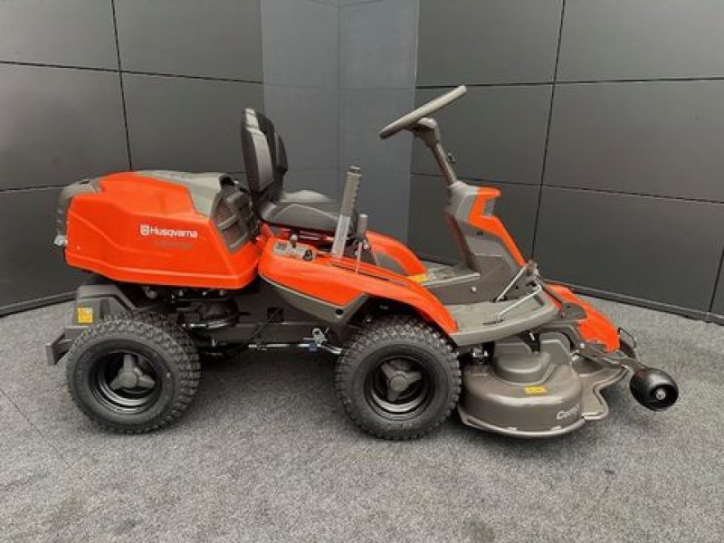 Rasentraktor des Typs Husqvarna Rider R216TC AWD mit 103cm Mähdeck 16PS, Neumaschine in Tamsweg (Bild 3)