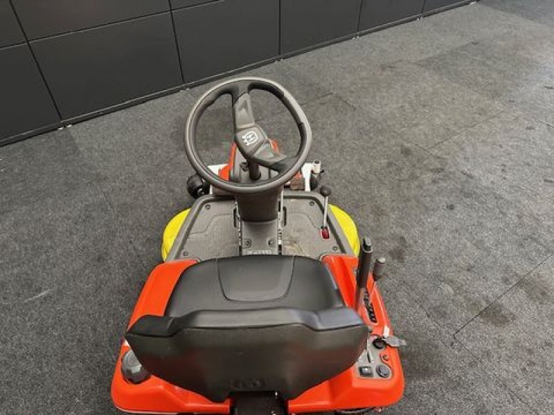 Rasentraktor типа Husqvarna Rider R316TsX AWD mit 103cm Mähdeck, gebraucht, Gebrauchtmaschine в Tamsweg (Фотография 7)