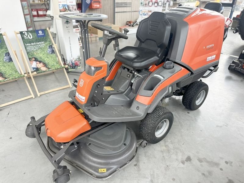 Rasentraktor des Typs Husqvarna Rider RC 320Ts AWD, Gebrauchtmaschine in St. Marienkirchen (Bild 1)