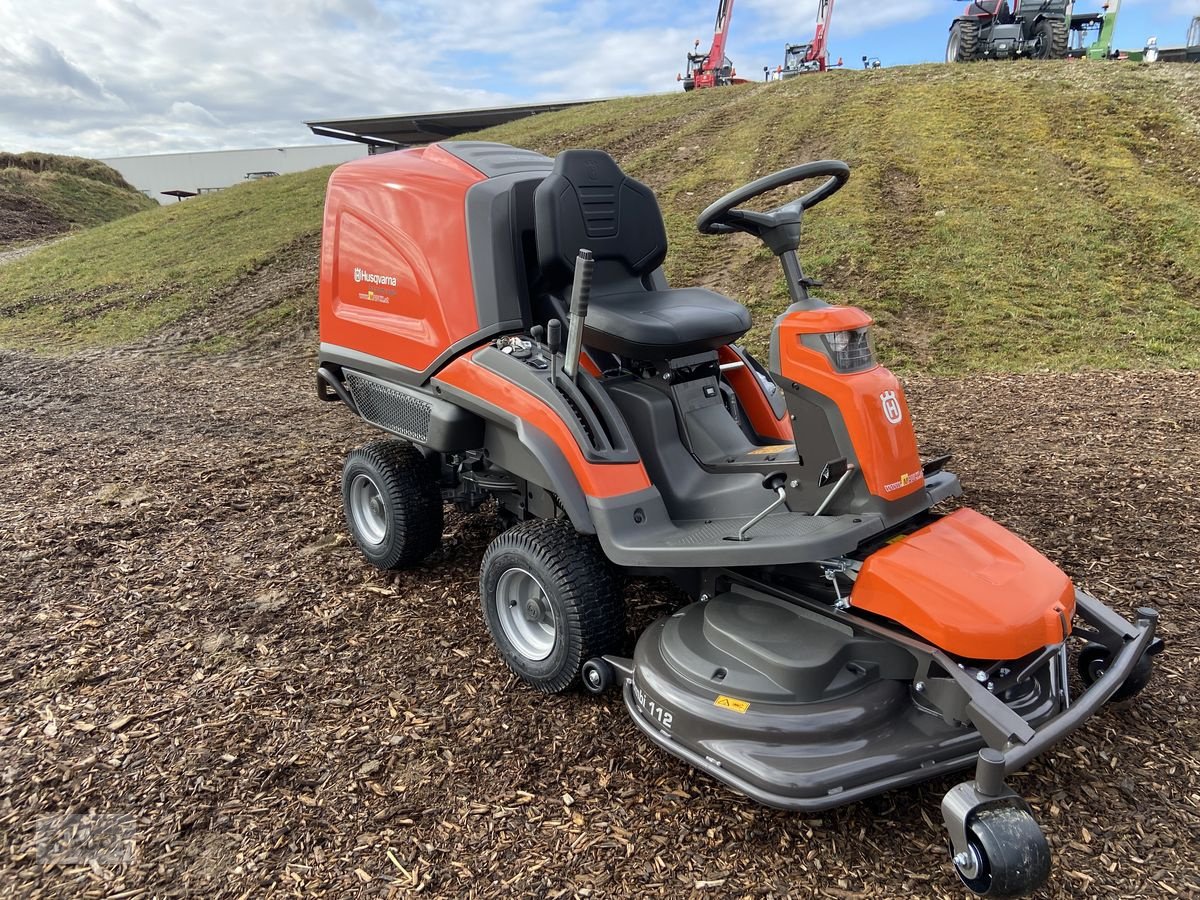 Rasentraktor typu Husqvarna Rider RC320Ts AWD FRÜHBEZUGSAKTION, Neumaschine w Burgkirchen (Zdjęcie 9)