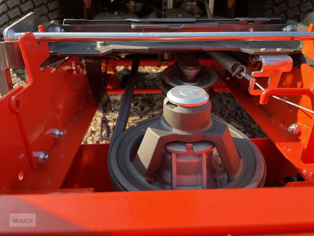 Rasentraktor des Typs Husqvarna Schlegelmäher für 500er Serie NEU, Neumaschine in Burgkirchen (Bild 2)