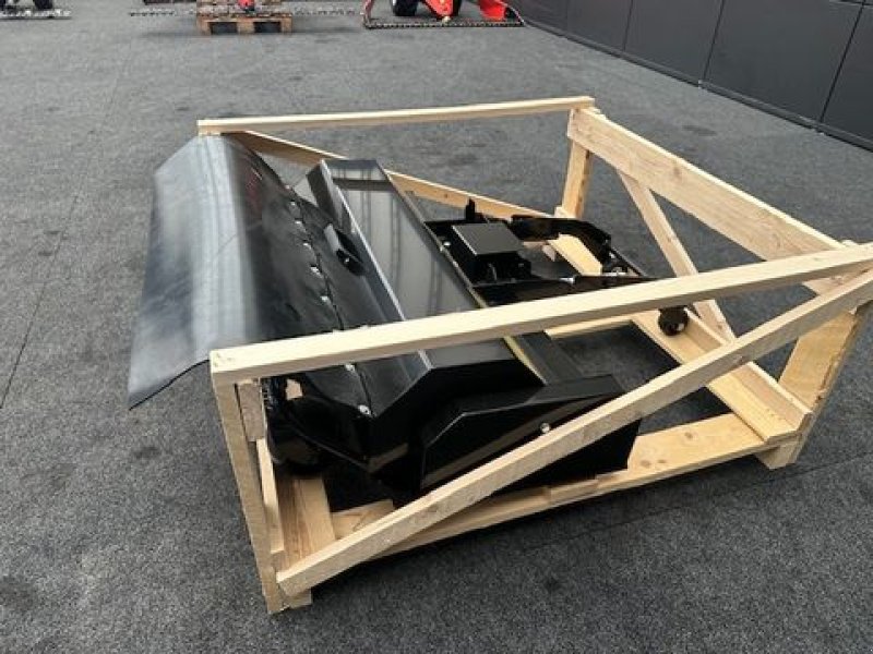 Rasentraktor des Typs Husqvarna Schlegelmähwerk zu Husqvarna R316TsX AWD, Neumaschine in Tamsweg (Bild 12)