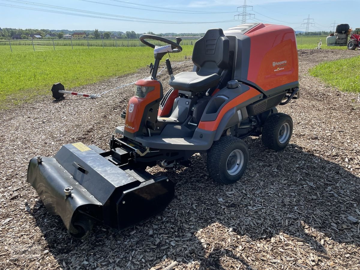 Rasentraktor des Typs Husqvarna Schlegelmulcher für 300er Serie, Neumaschine in Burgkirchen (Bild 1)