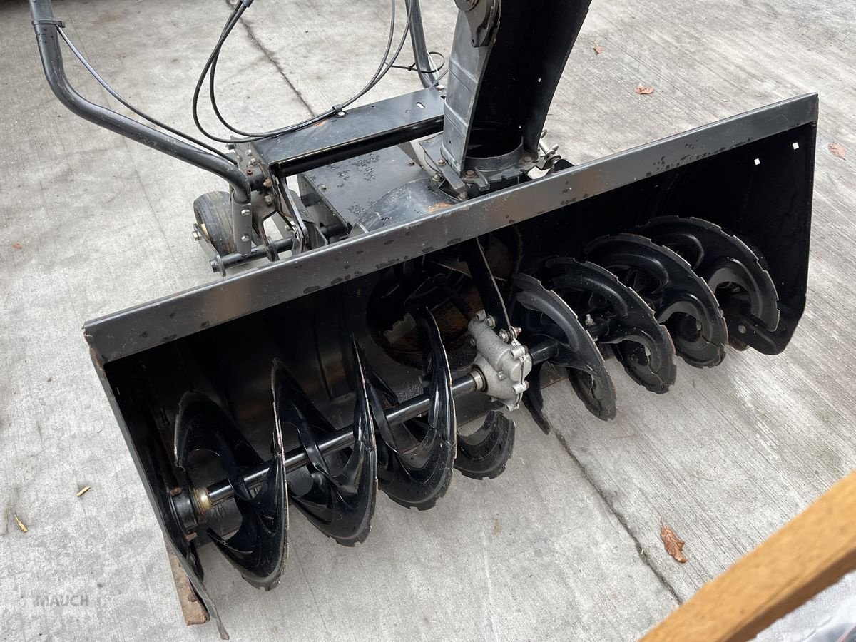 Rasentraktor des Typs Husqvarna Schneefräse für 300er Serie, Gebrauchtmaschine in Burgkirchen (Bild 7)