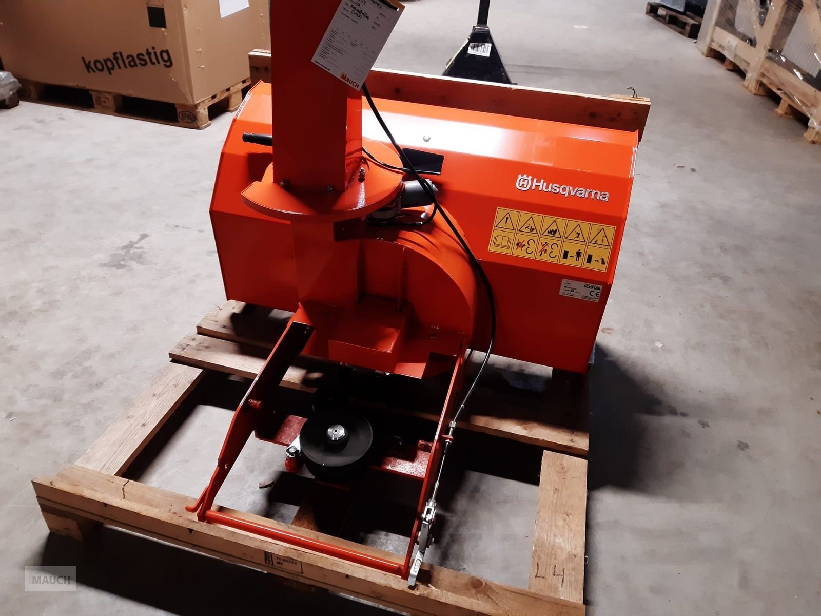 Rasentraktor des Typs Husqvarna Schneefräse für 418 / 420er Serie, Gebrauchtmaschine in Burgkirchen (Bild 5)