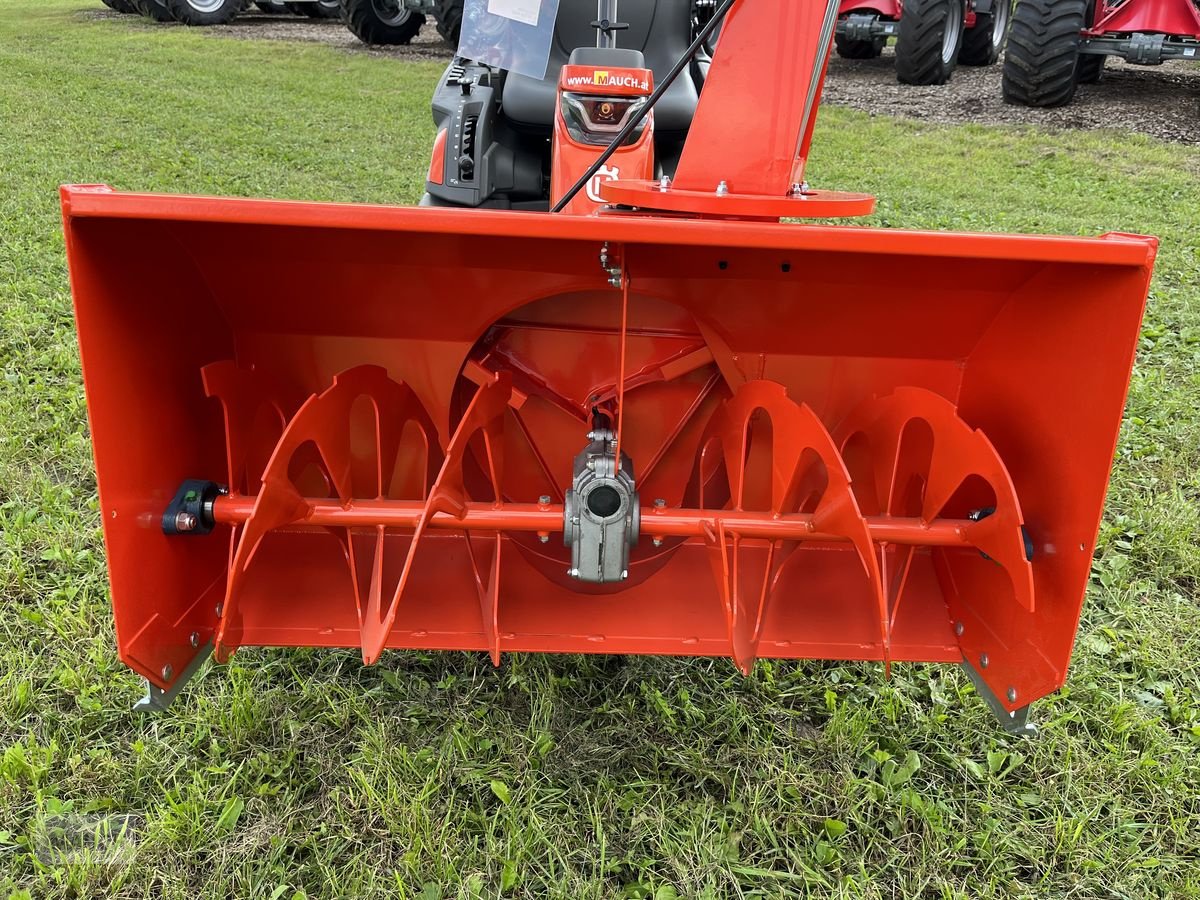 Rasentraktor des Typs Husqvarna Schneefräse für Rider 400er Serie, Neumaschine in Burgkirchen (Bild 11)